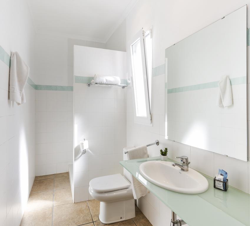 Hostal Tres Molins Jesus Pobre ภายนอก รูปภาพ